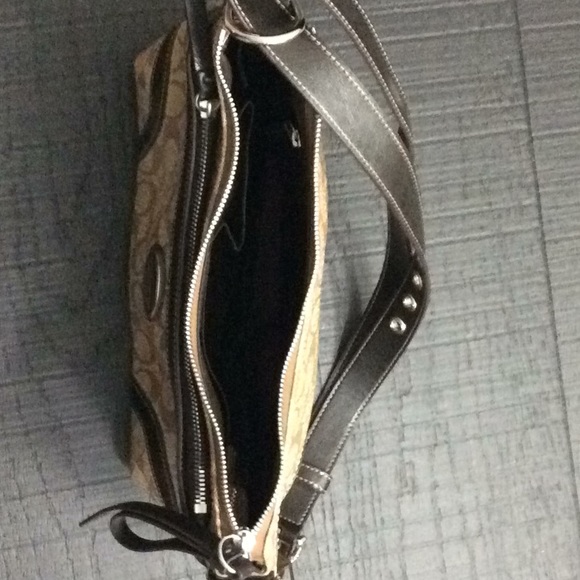 Coach Tan and Black Women's Bag - Picture 2 of 4